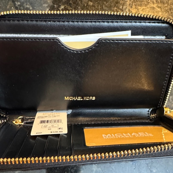 Michael Kors Black Leather Smartphone Wristlet - Picture 6 of 10